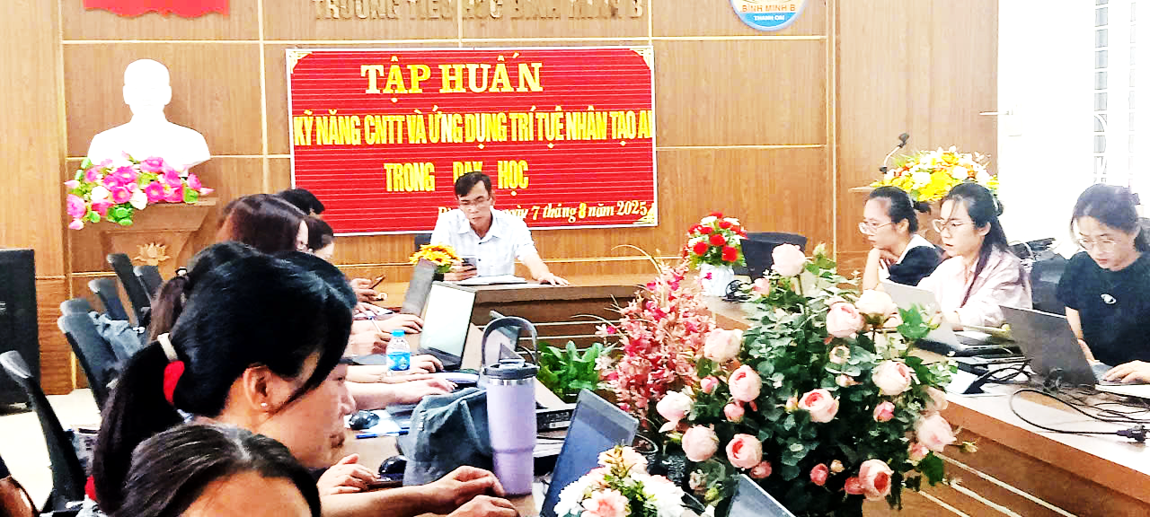 Trường TH Bình Minh B tập huấn Trí tuệ nhân tạo AI trong dạy học